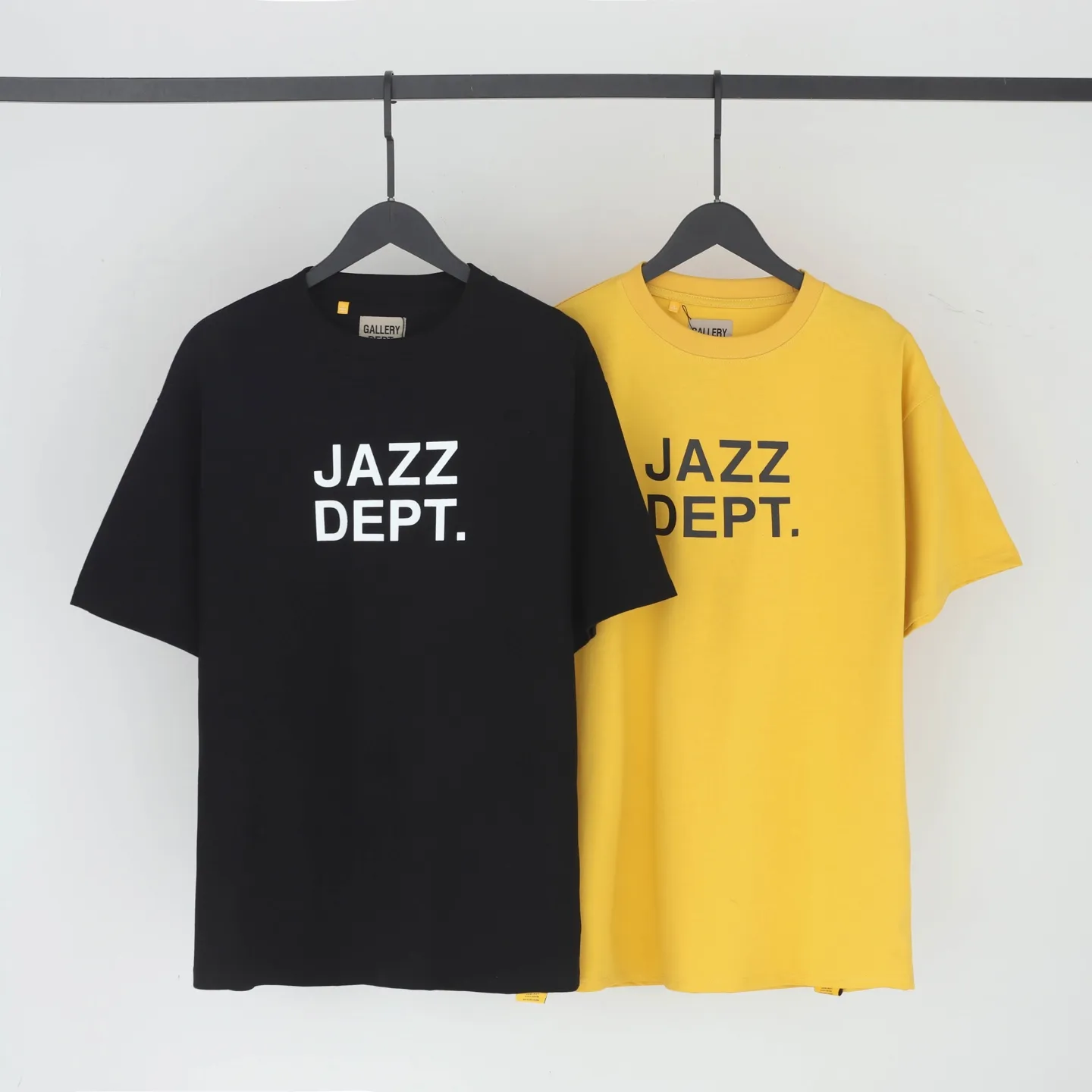 GALLERY.DEPT new summer short-sleeved model number: D3309P104 color: black yellow code number: S M L XL